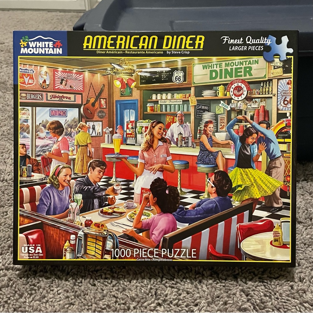 White mountain puzzle - American diner